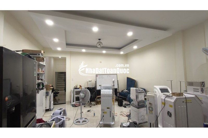 Bán nhà đường Phan Chu Trinh, Tăng Nhơn Phú, TPHCM, 90m2, 2PN, SH, 8.45 tỷ. LH: 0933125879